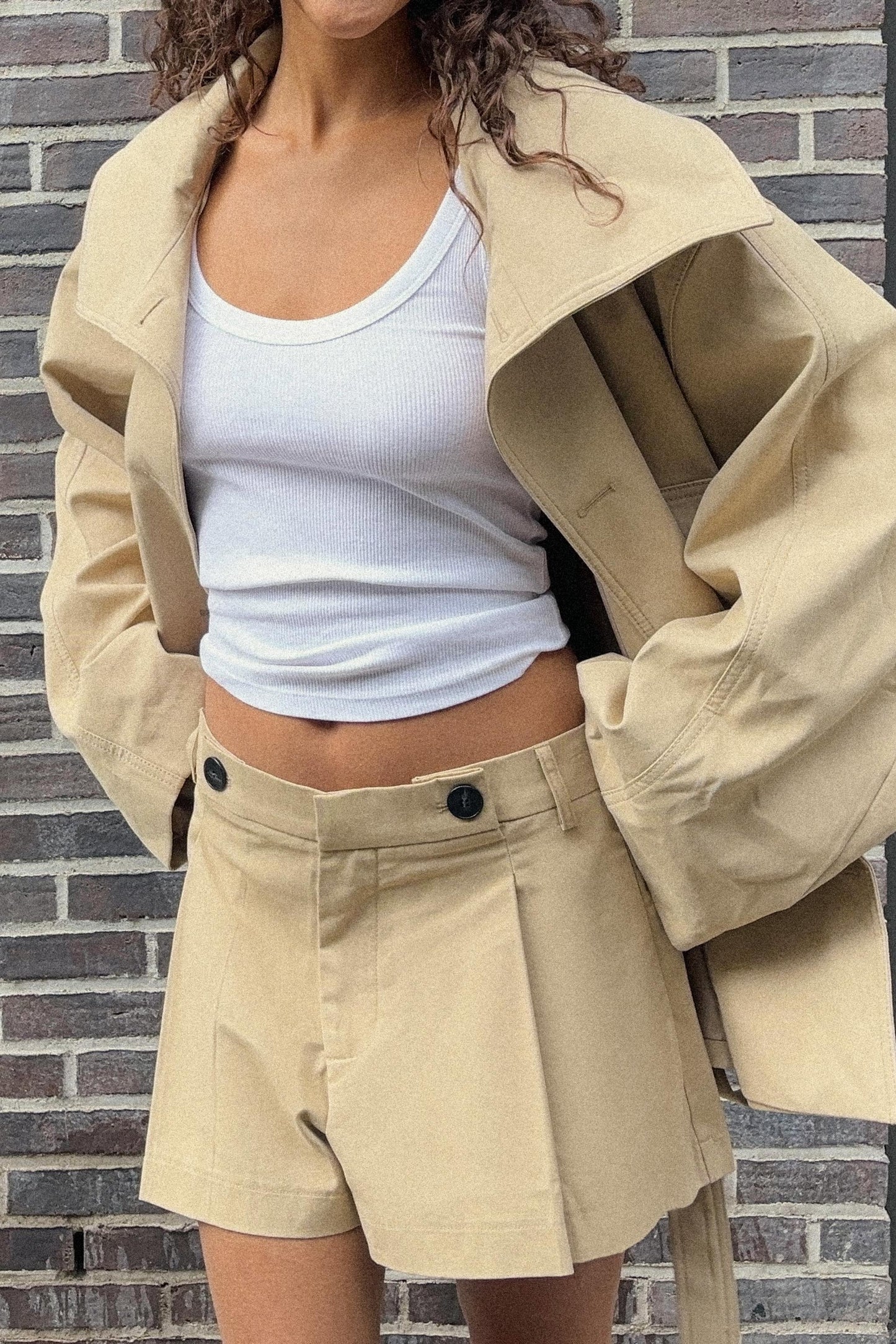 BELTED TRENCH